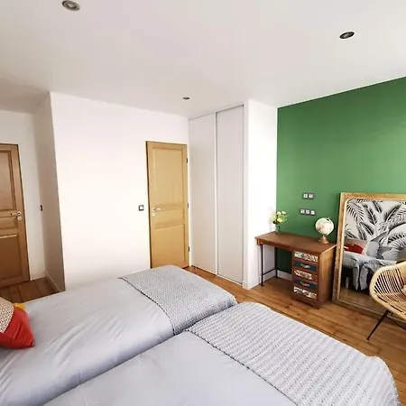 Les Bulles D'ay - Terrasse Ay-Champagne